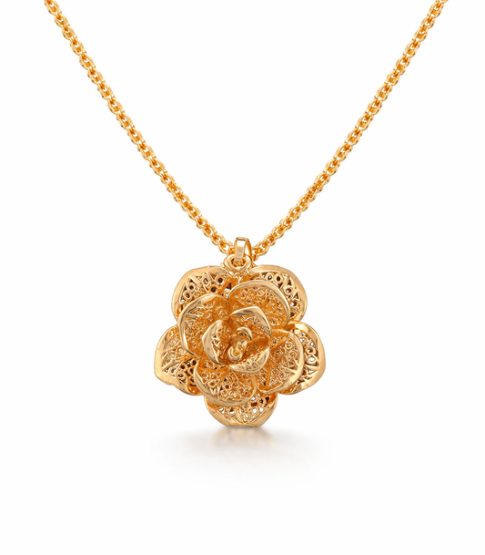 "Avéa" Petal Bloom Necklace